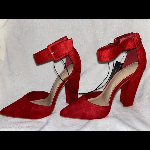 Red ankle-strap stiletto heels - Picture 1 of 8